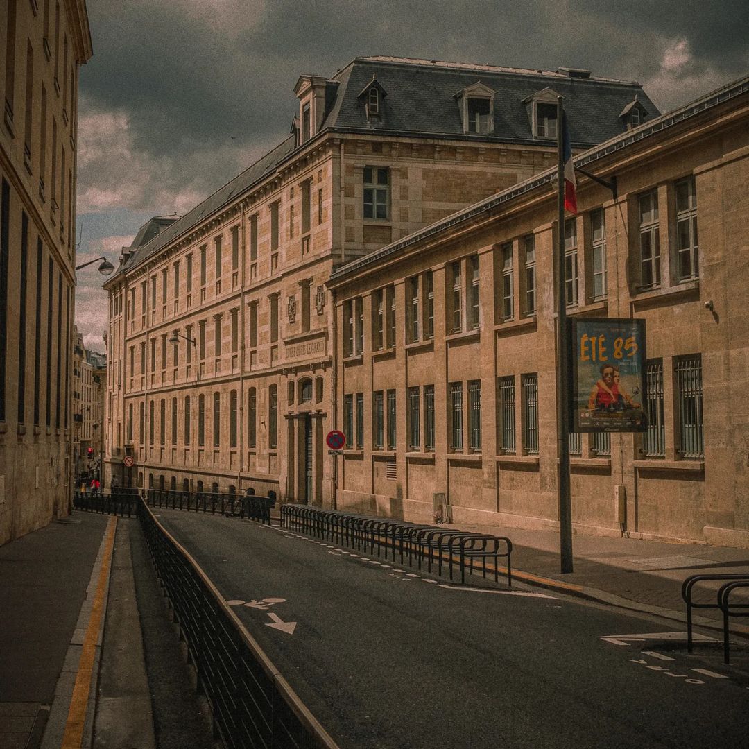 City Grey Presets Free DNG | Lightroom Editing | Grey Presets — after